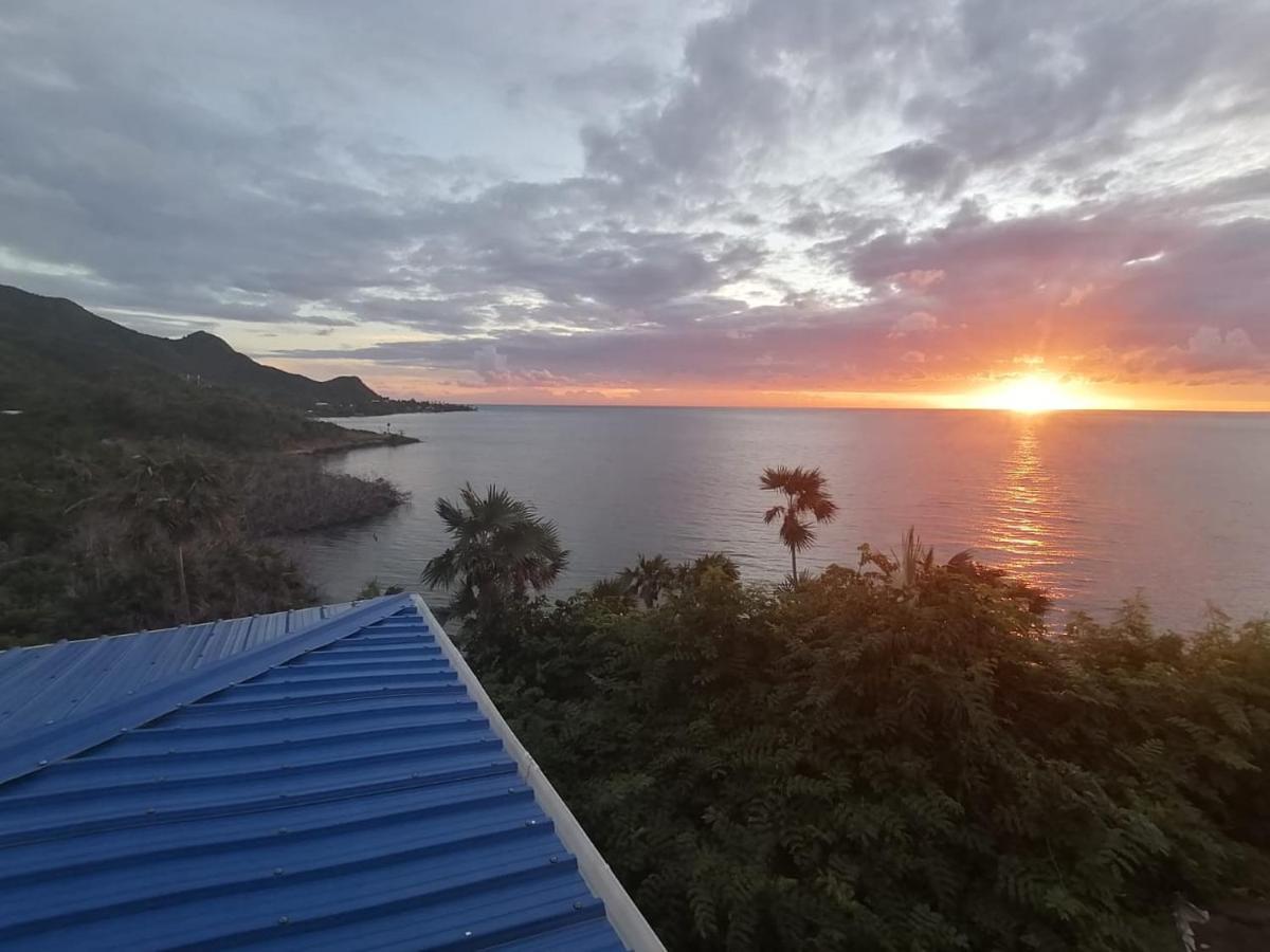 321 Surprise Beach House And Glamping Archibolds Exterior photo